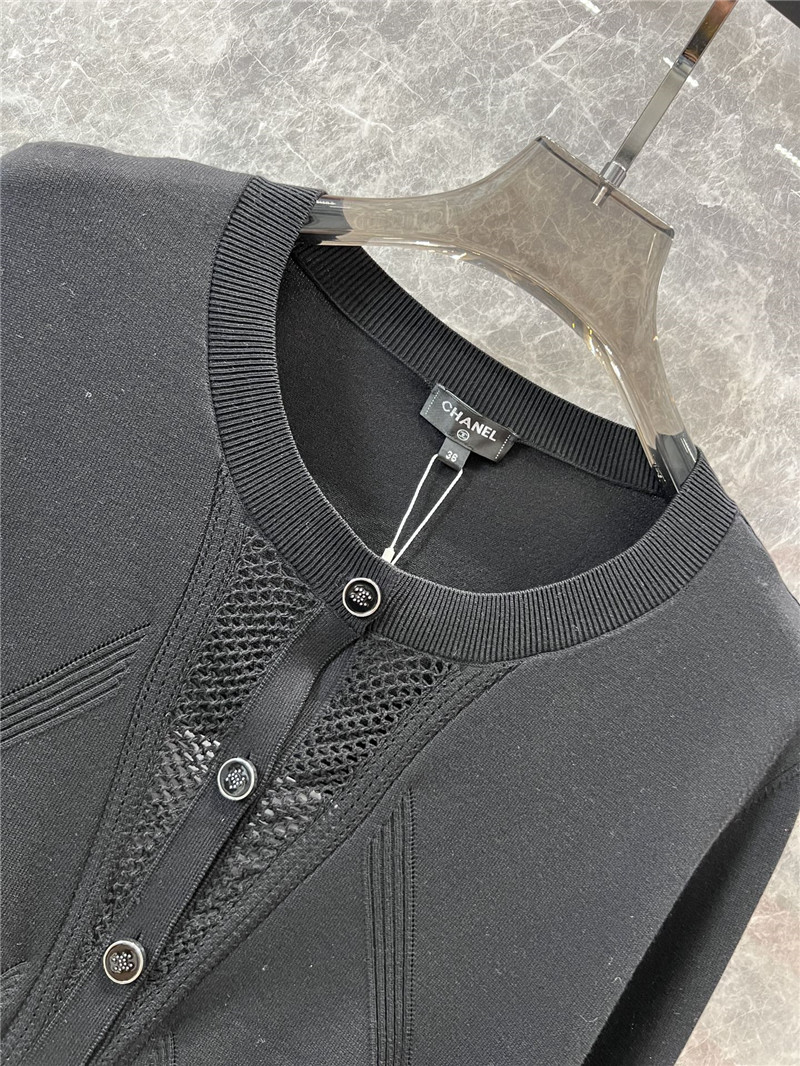 Ch**el crop crew-neck ribbed cardigan black