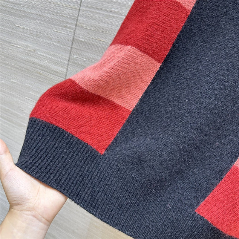 H**me5 lettres equestres long-sleeve sweater navy