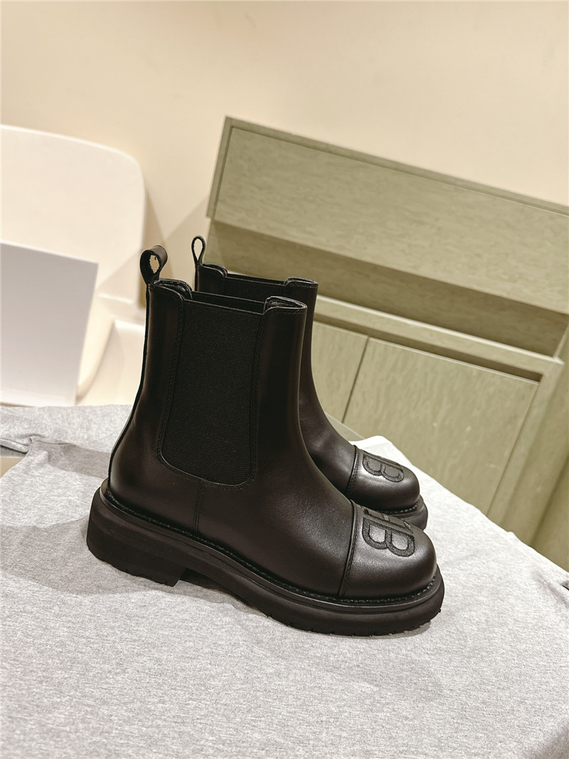 Ba1en*iaga bb chelsea boots