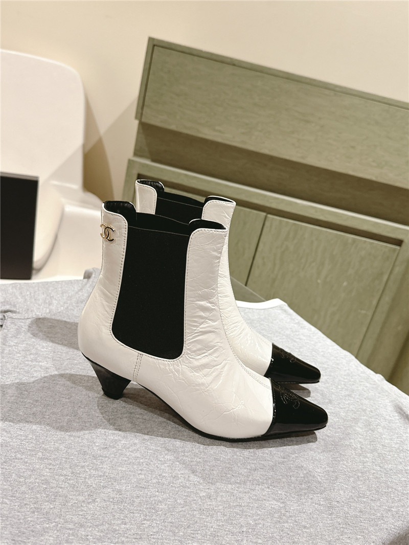 Ch**el pointed white oil wax leather ankle boots