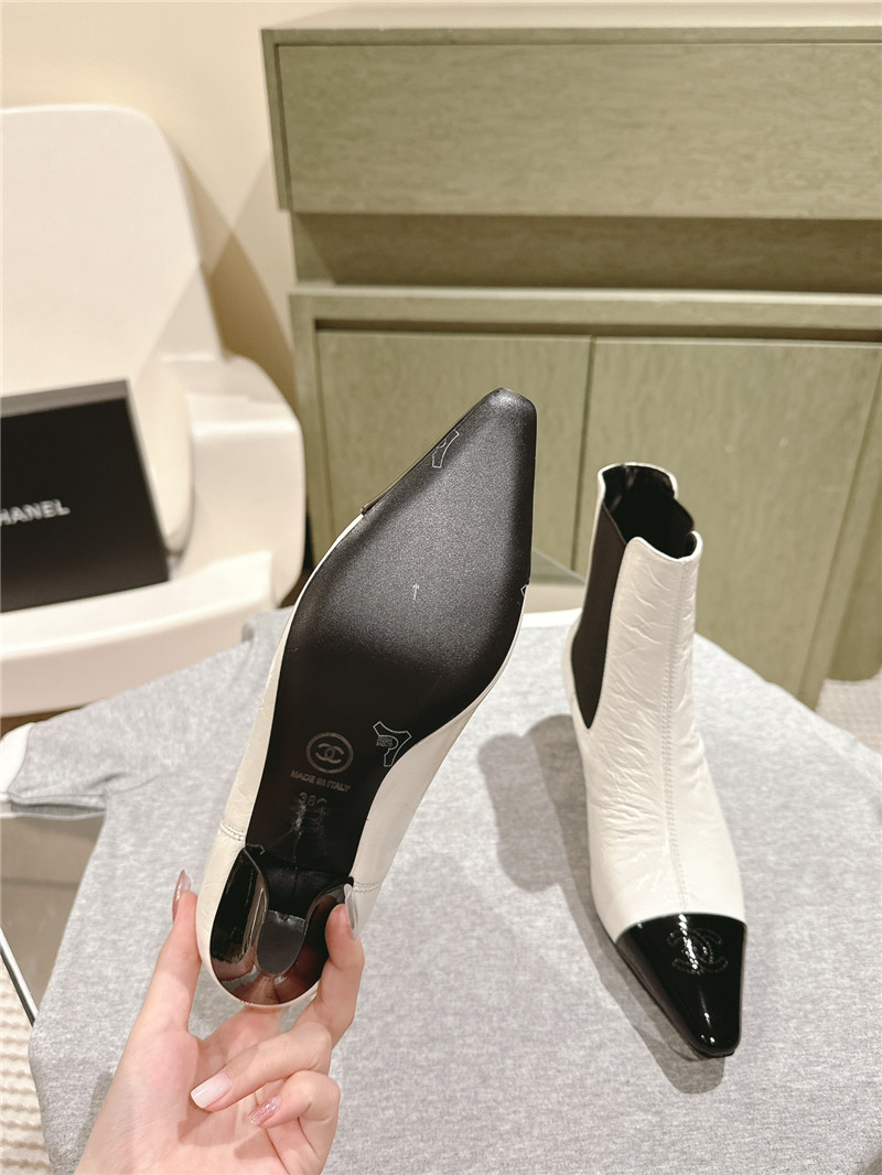 Ch**el pointed white oil wax leather ankle boots