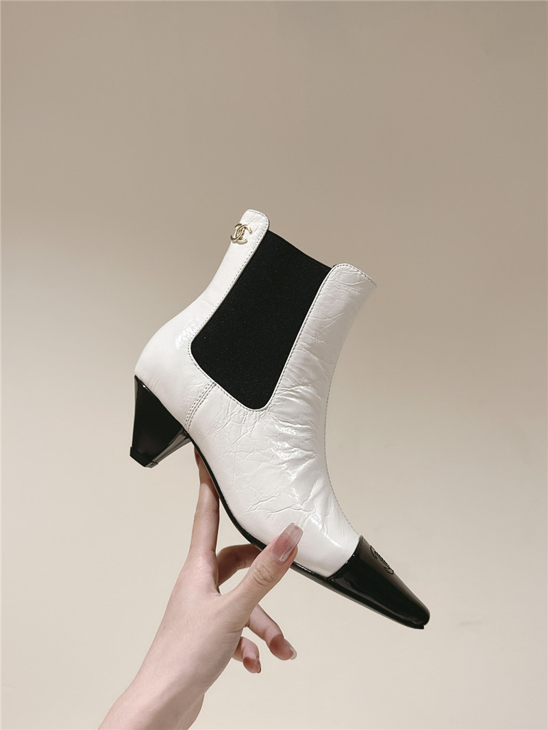 Ch**el pointed white oil wax leather ankle boots