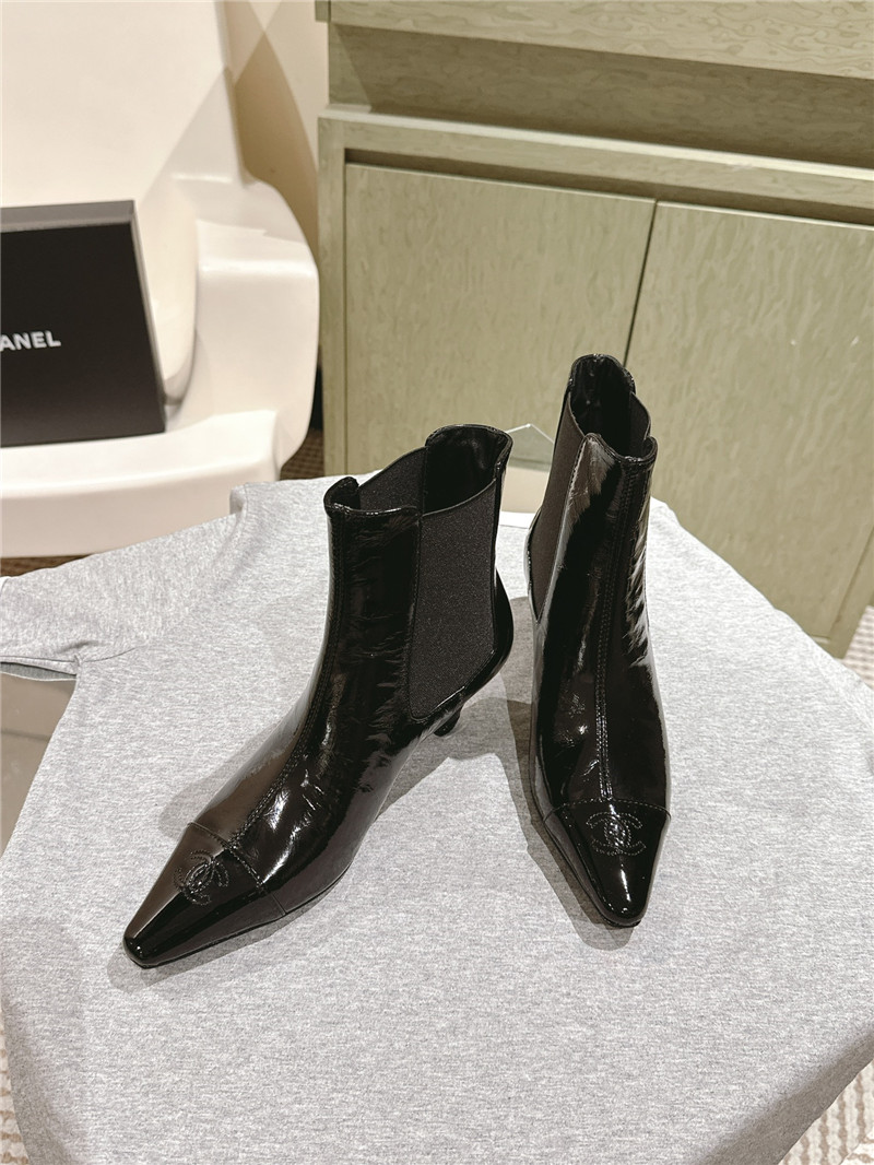 Ch**el pointed oil wax leather ankle boots
