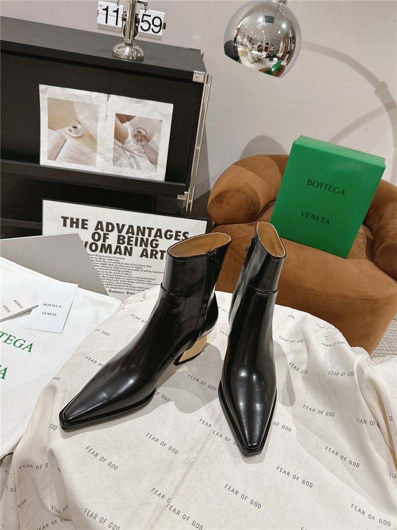 b0tt*ga ven*ta pointed toe ankle boots Marg*e1a replica shoes