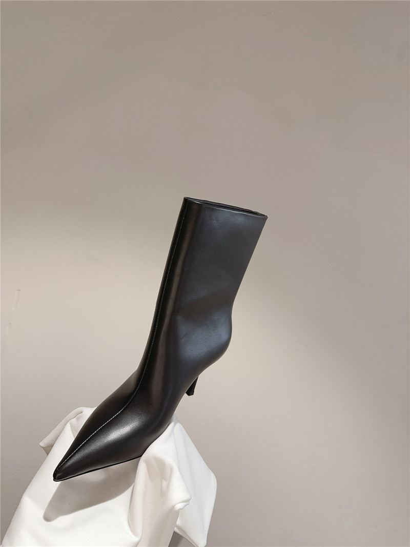 A1exa*der wang black pointed toe stiletto heel ankle boots