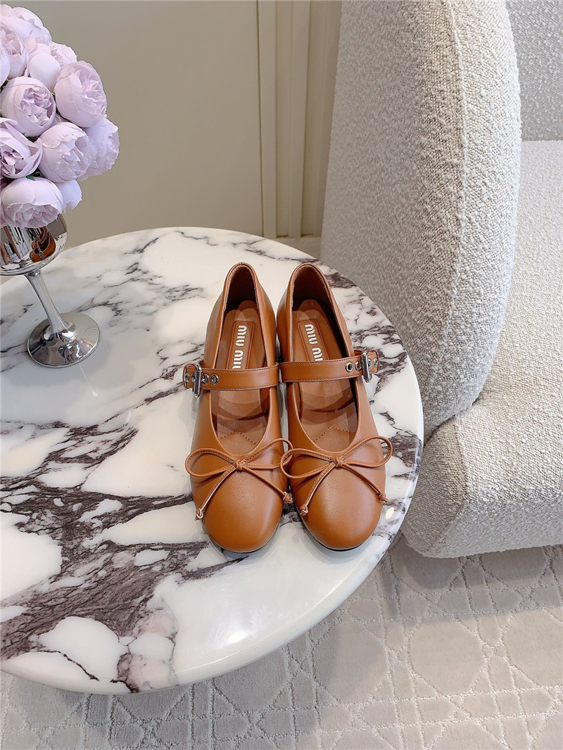 Miu Miu 25 Leather Mary Jane Pumps Brown