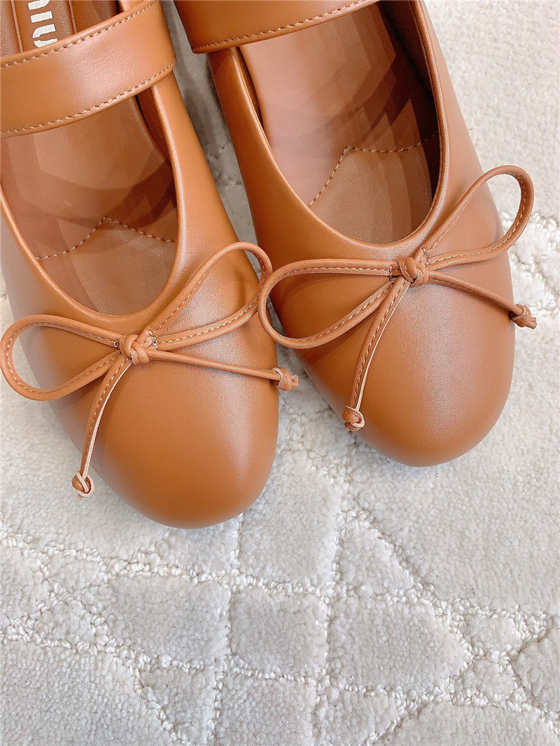 Miu Miu 25 Leather Mary Jane Pumps Brown