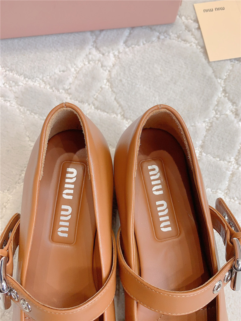 Miu Miu 25 Leather Mary Jane Pumps Brown