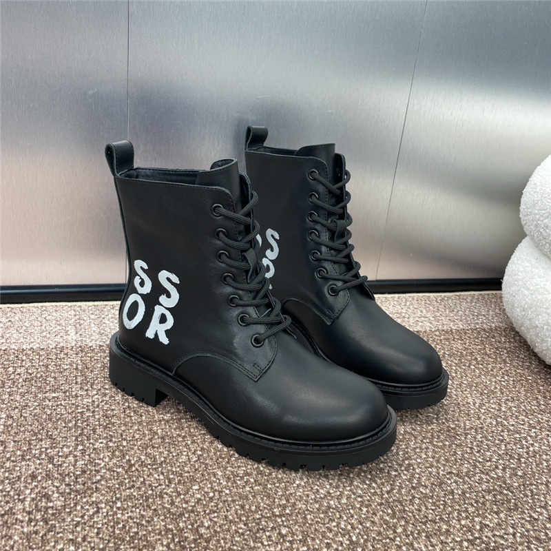 D10r miss logo calfskin lace-up boots