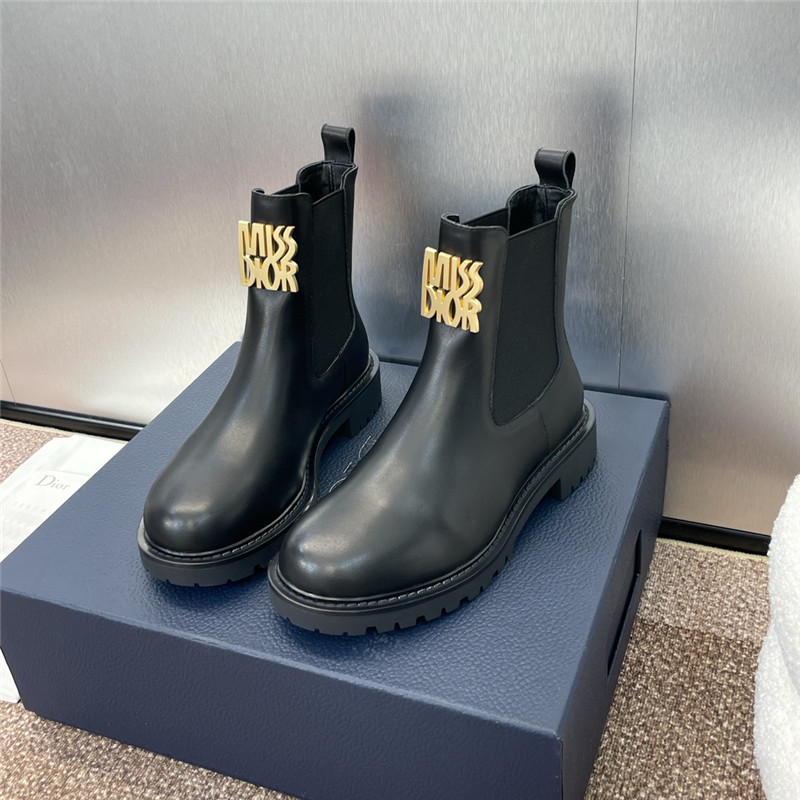 D10r logo calf leather chelsea boots