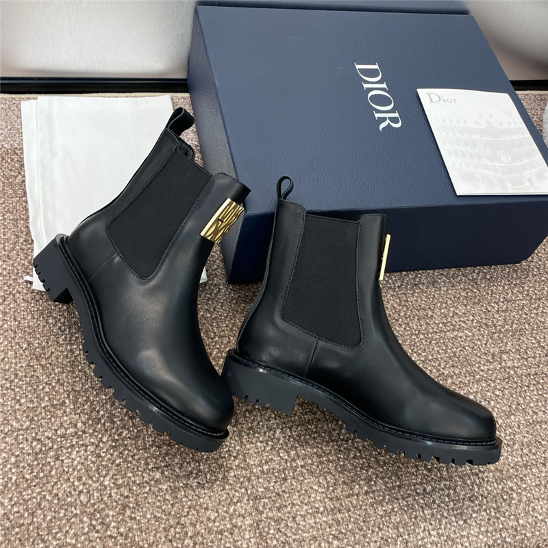 D10r logo calf leather chelsea boots