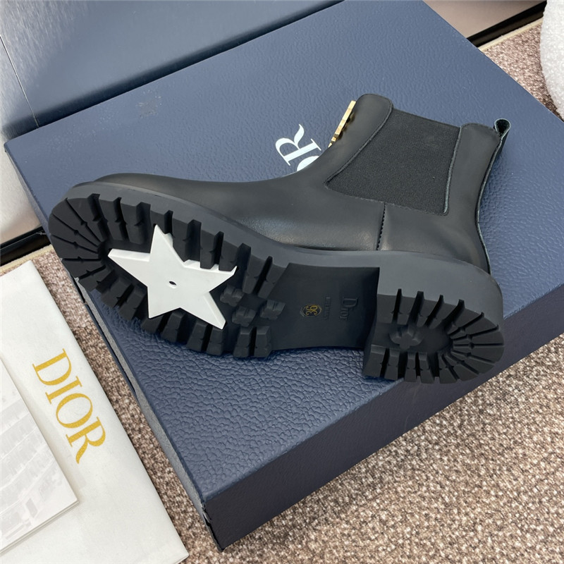D10r logo calf leather chelsea boots