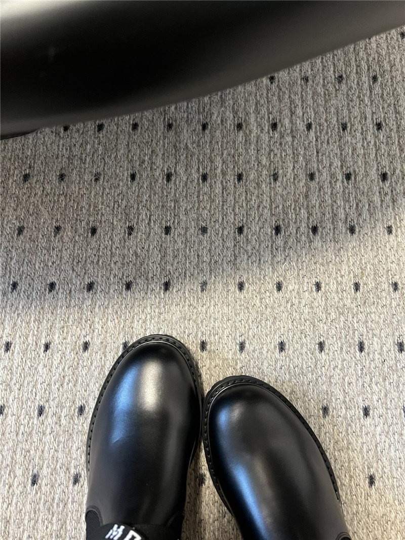 The R0w flying knit socks ankle boots replica designer shoes