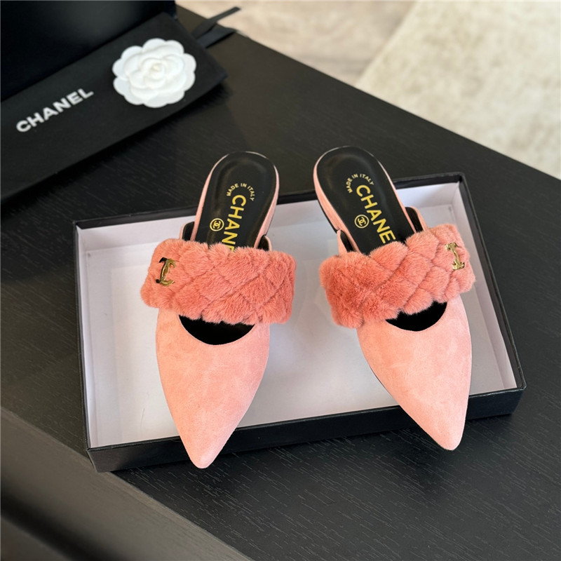 Ch**el fur strap pointed flat mule pink suede