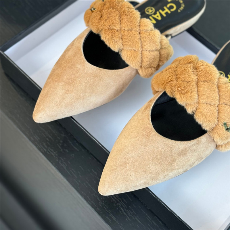 Ch**el fur strap pointed flat mule beige suede