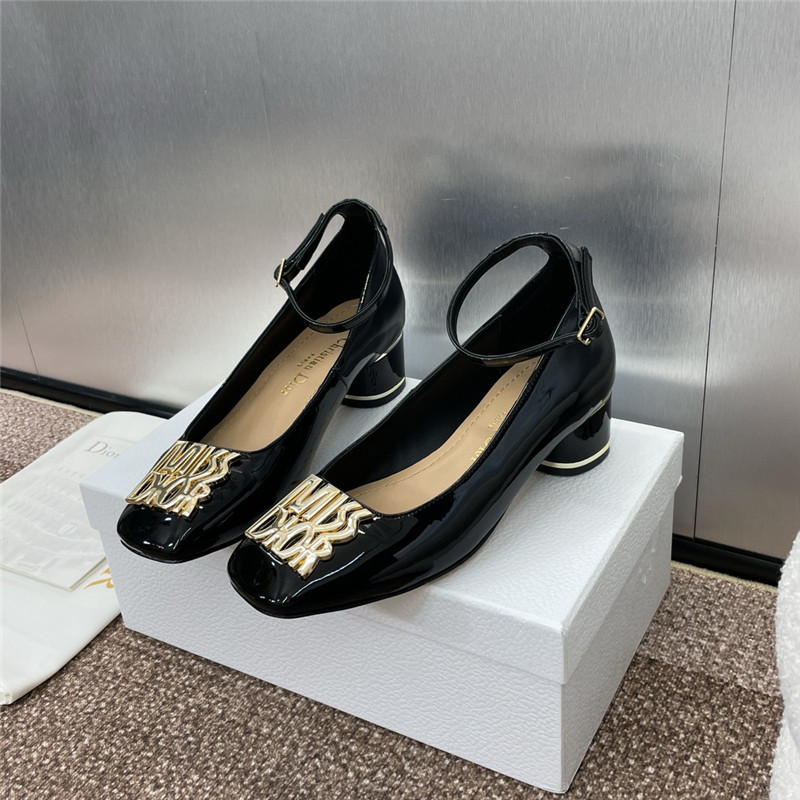 D10r miss D10r graffiti pumps black patent calfskin