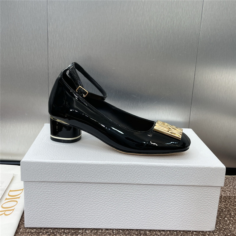 D10r miss D10r graffiti pumps black patent calfskin