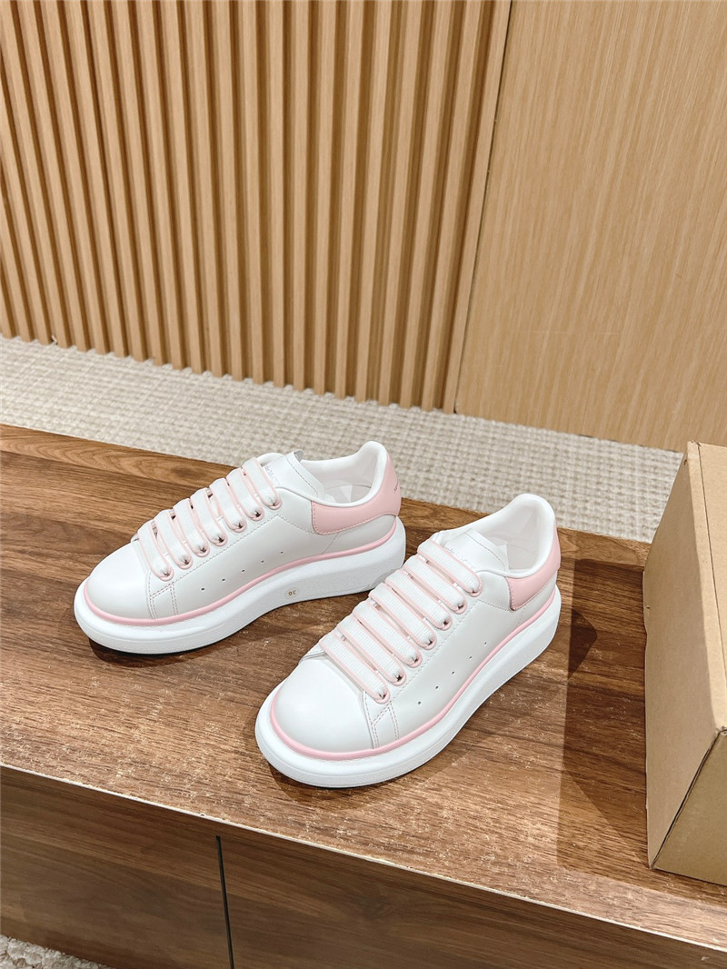 a1exa*der Mcqv*en white oversized sneakers