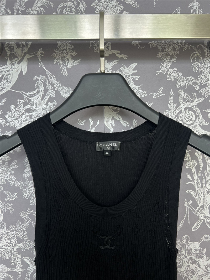 Ch**el jacquard crochet knitted vest in black