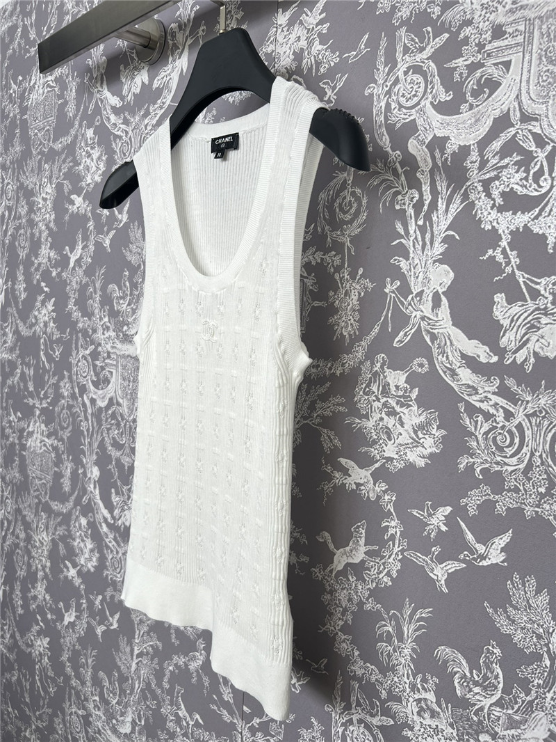 Ch**el jacquard crochet knitted vest in white