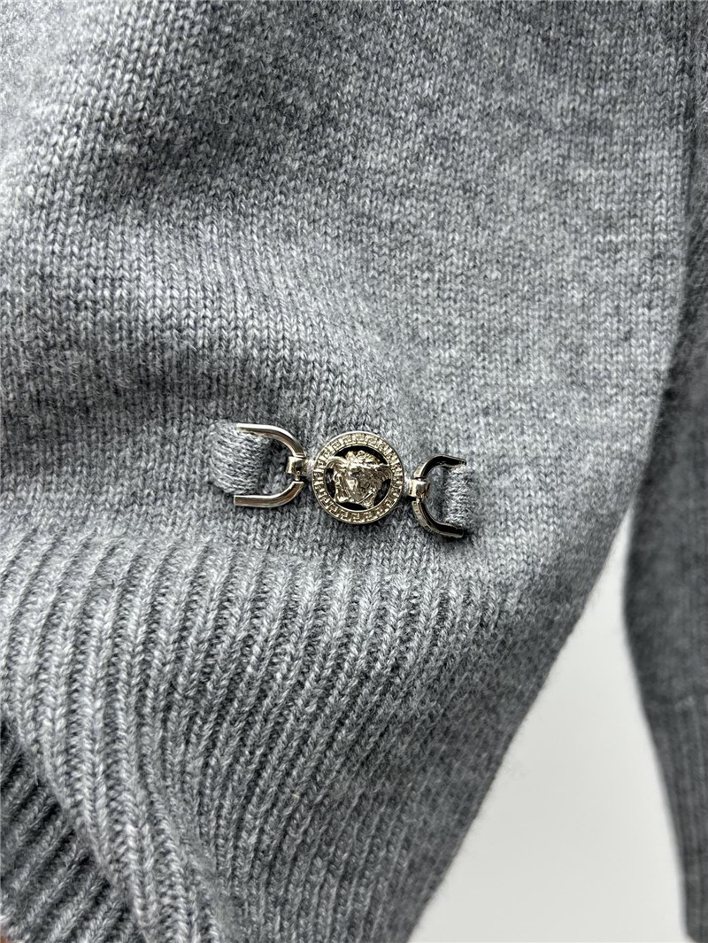 Versace Cashmere-Blend Boxy Sweater in Grey