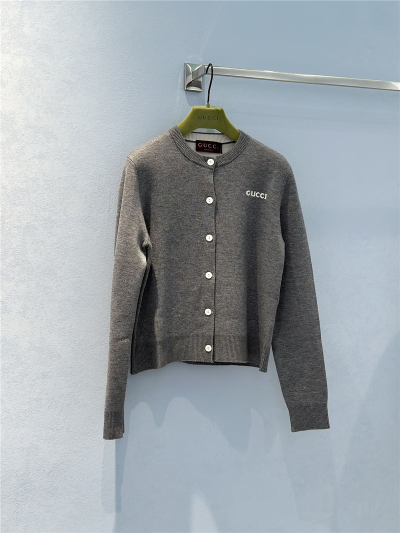Gvc*1 crop intarsia wool cardigan grey