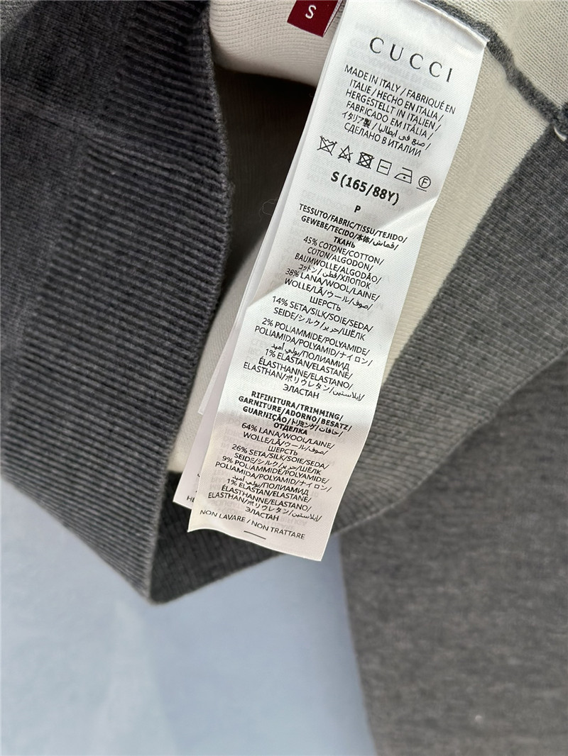 Gvc*1 crop intarsia wool cardigan grey