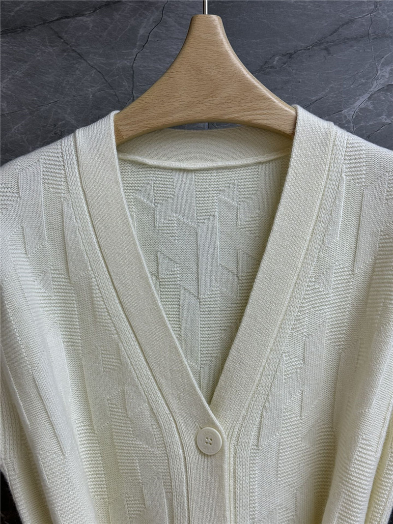 H**me5 short-sleeved wool dress replica clothing sites