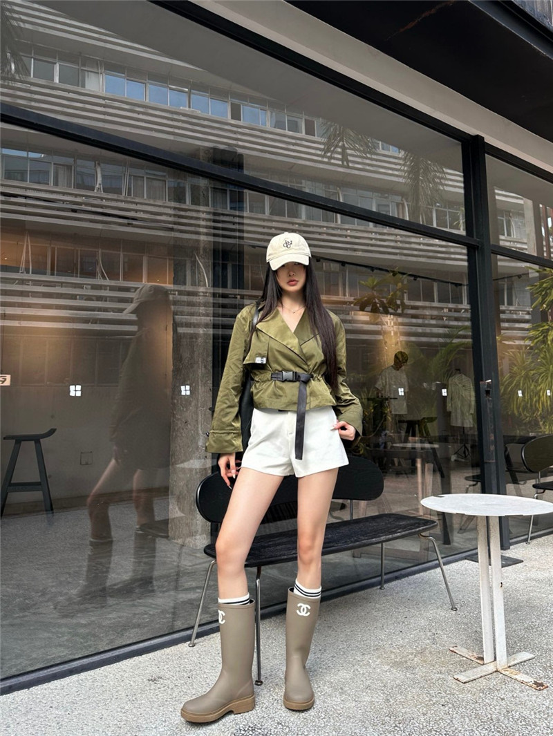 Pra*a waist short coat replica d&g clothing