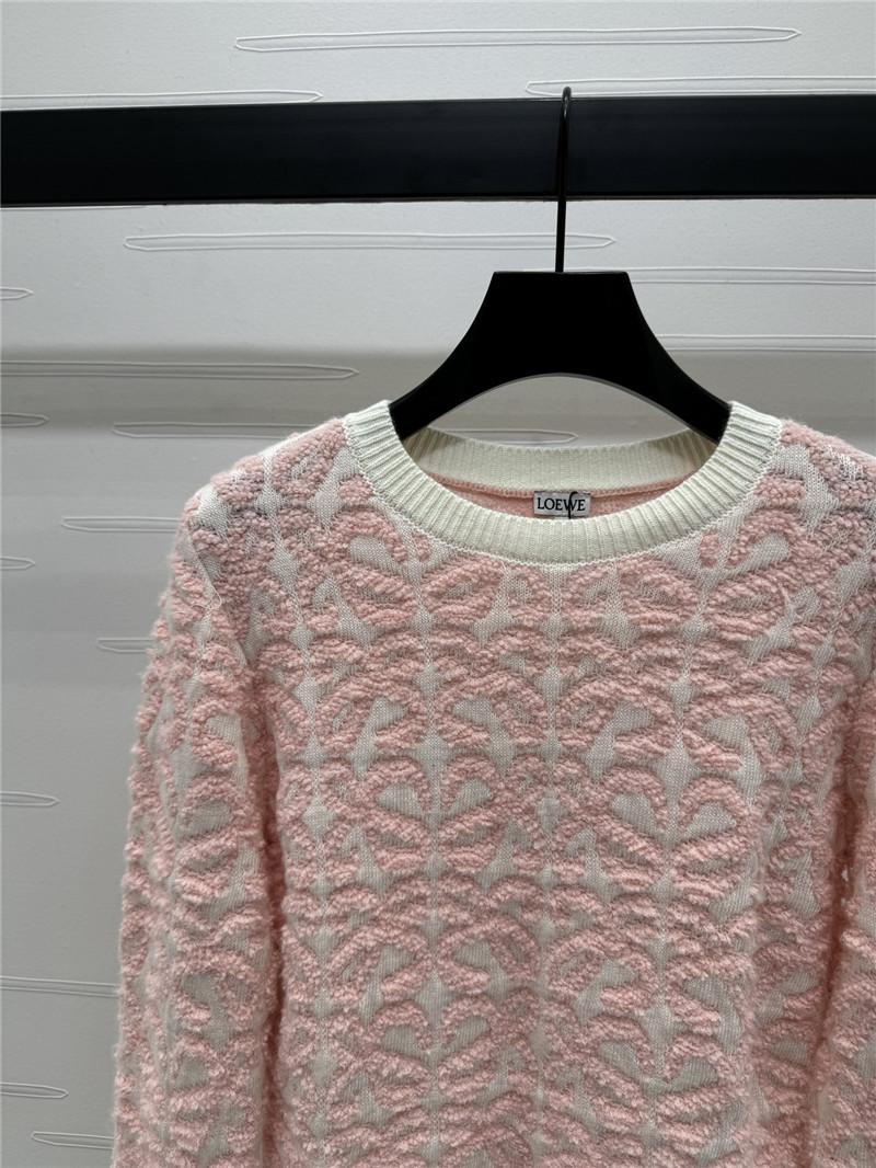 L0ew* anagram knit sweater in pink/white