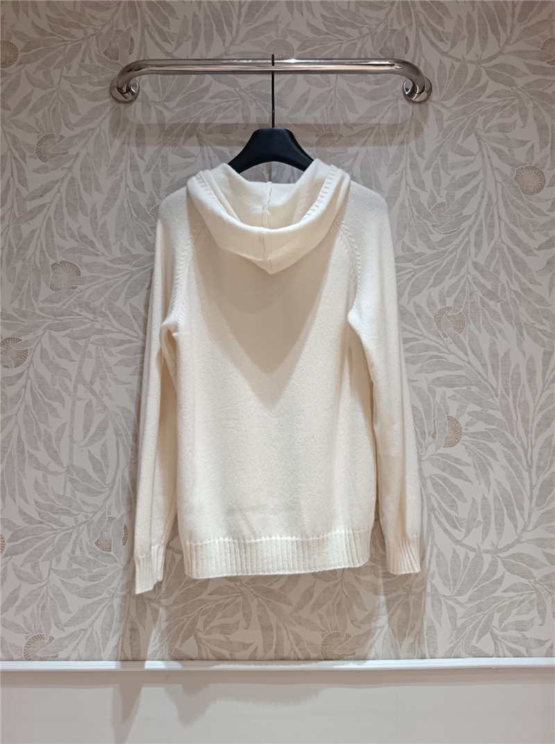 D10r embroidered wool hooded sweater ivory