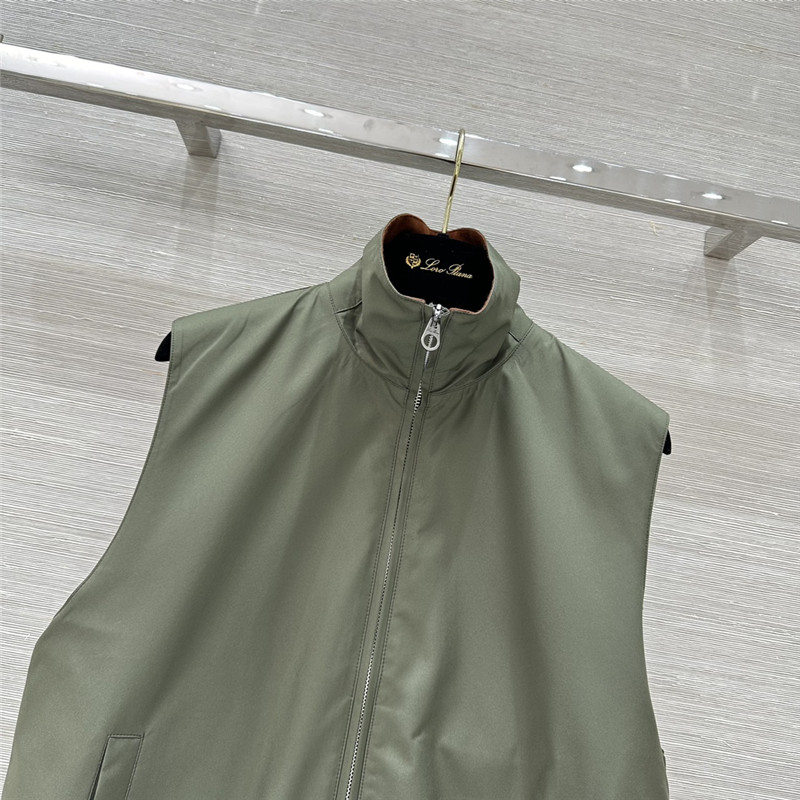 L0r0 P1ana traveler windproof vest replica d&g clothing