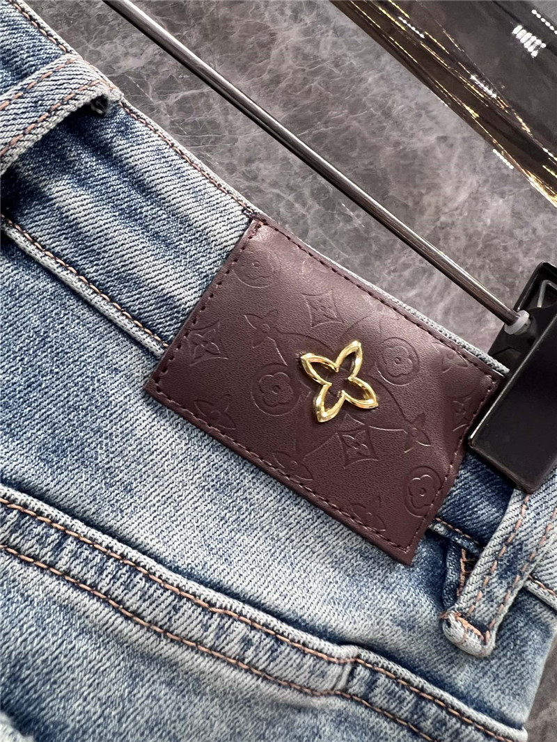 l0vis Vvtt0n lv bootcut jeans replica clothing sites