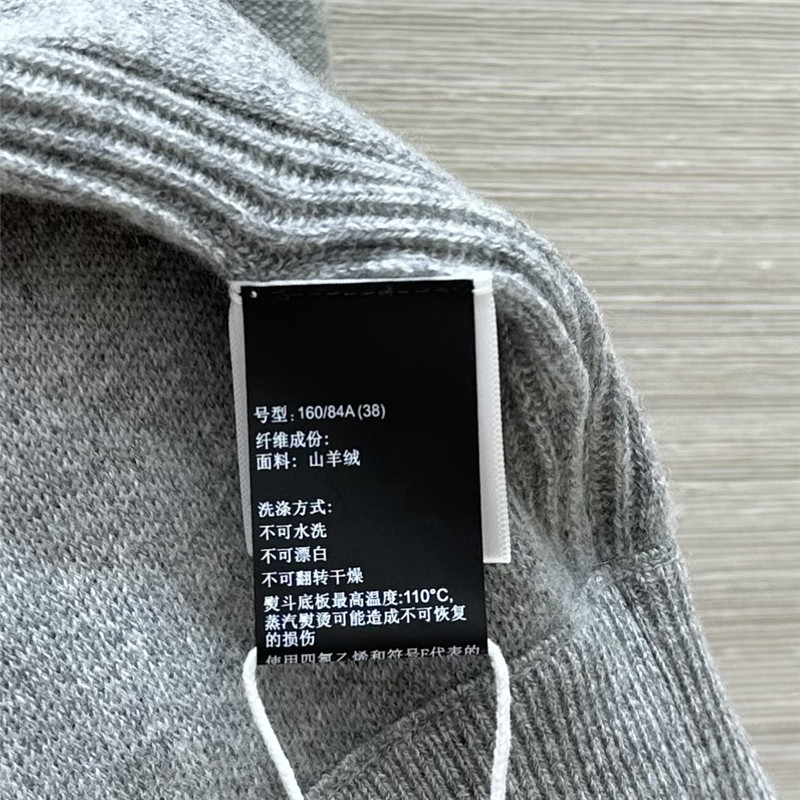 L0r0 P1ana elegant cashmere suit replica clothing sites