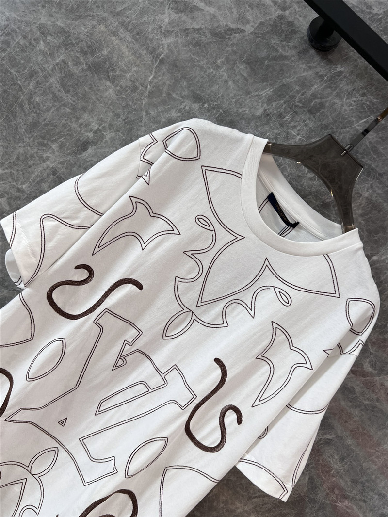 l0vis Vvtt0n lv round neck short sleeve t-shirt replica clothes