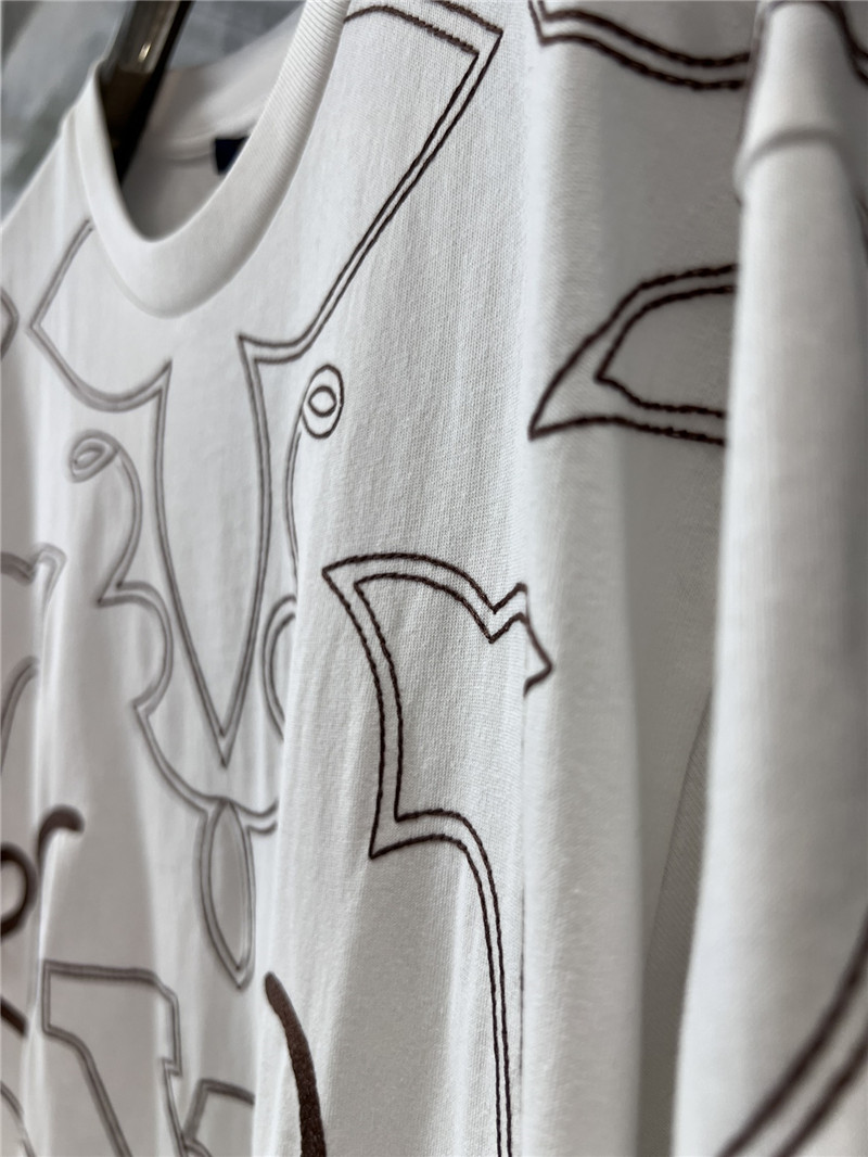 l0vis Vvtt0n lv round neck short sleeve t-shirt replica clothes