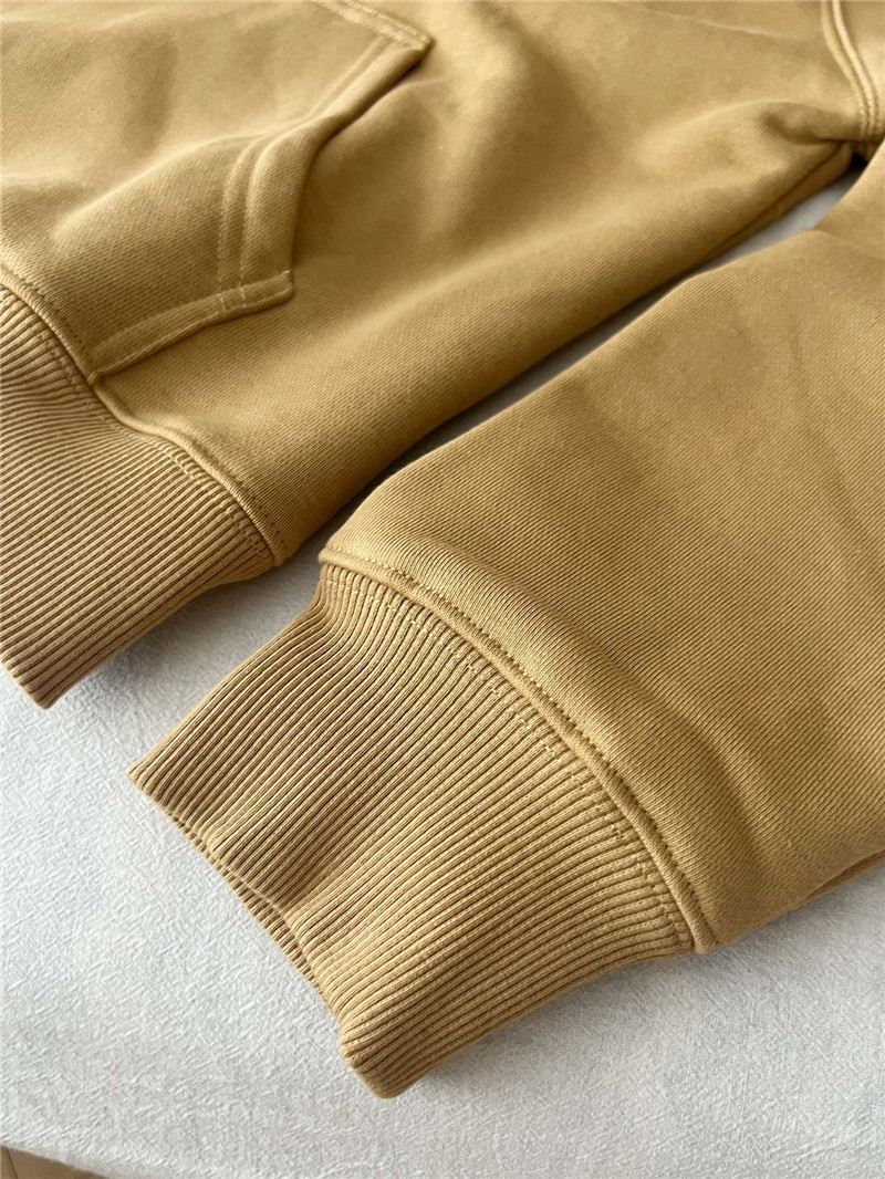 Vanitoo M Embroidery Hoodie in Yellow