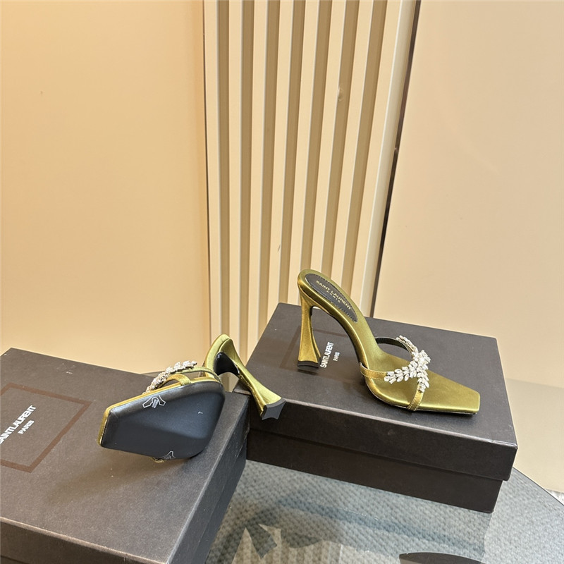 Y51 liz mules in gold calfskin with rhinestones