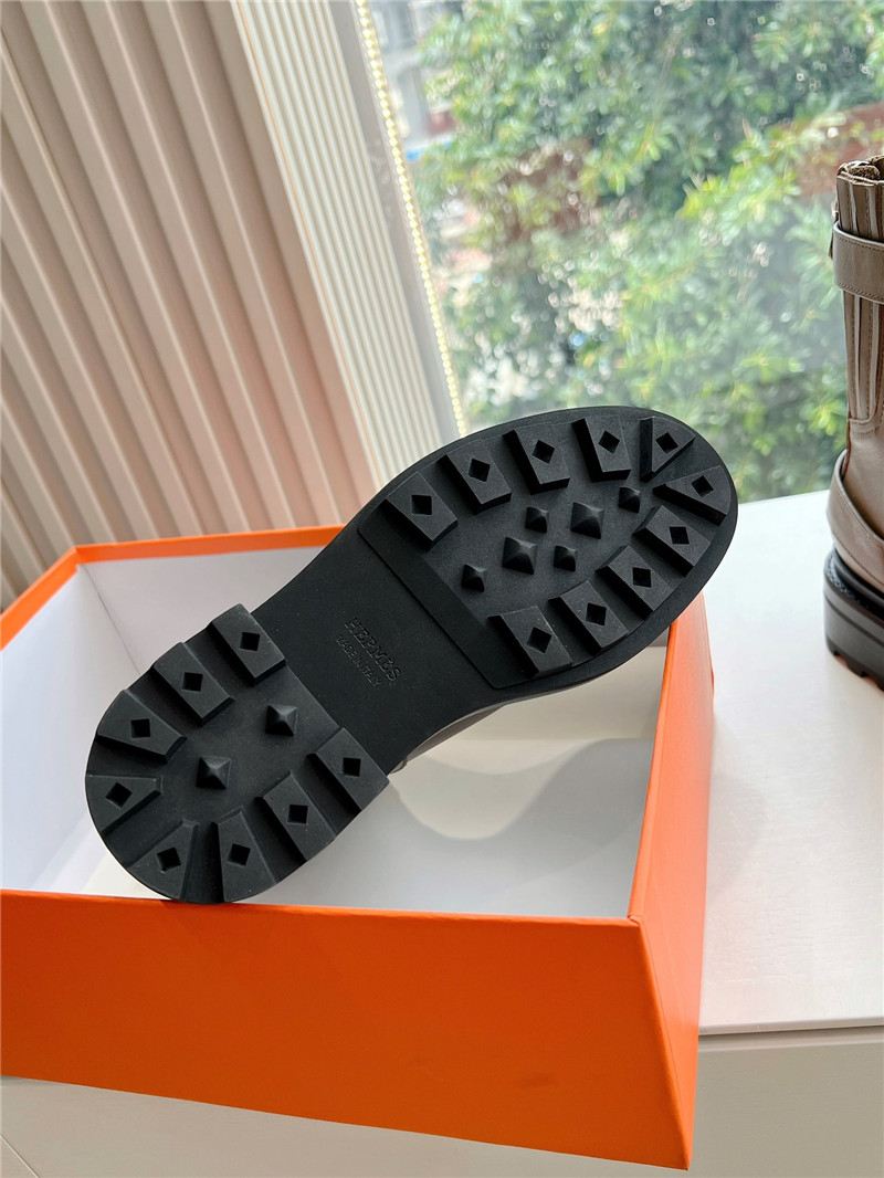 H**me5 beige jaimy ankle boots