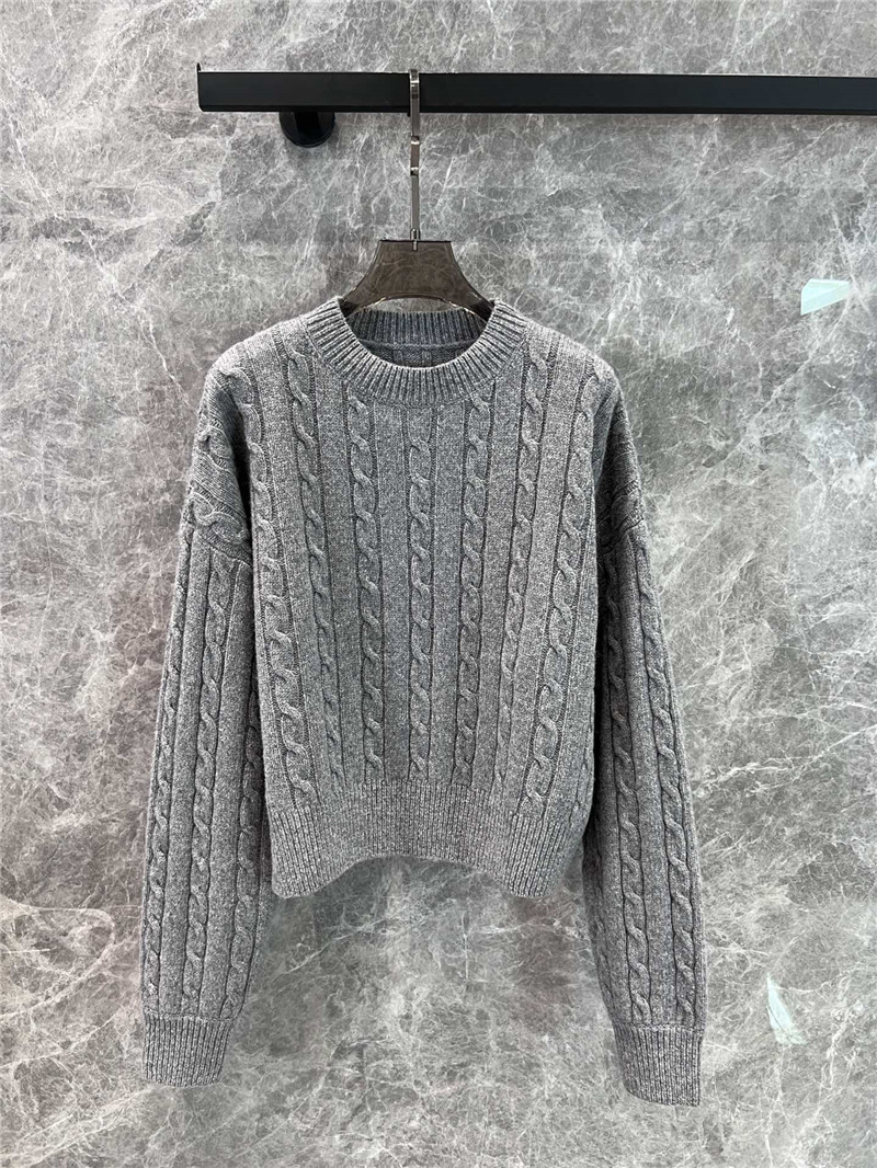 L0ew* crop cable wool sweater grey