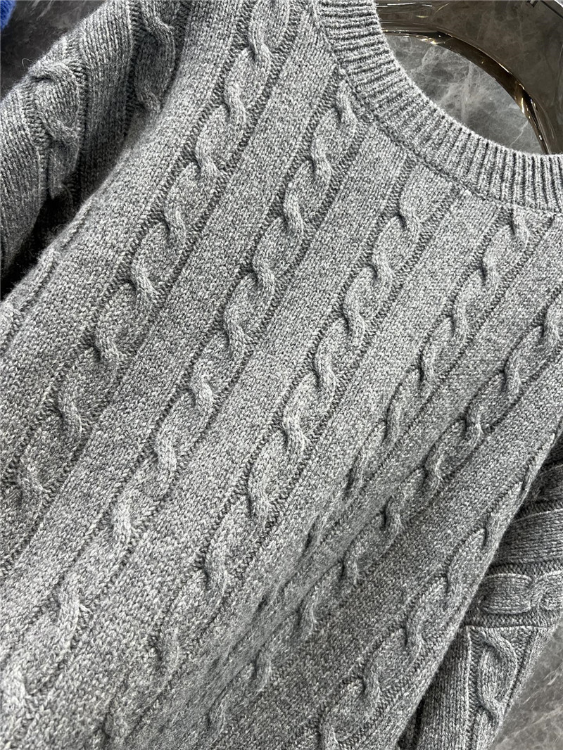L0ew* crop cable wool sweater grey