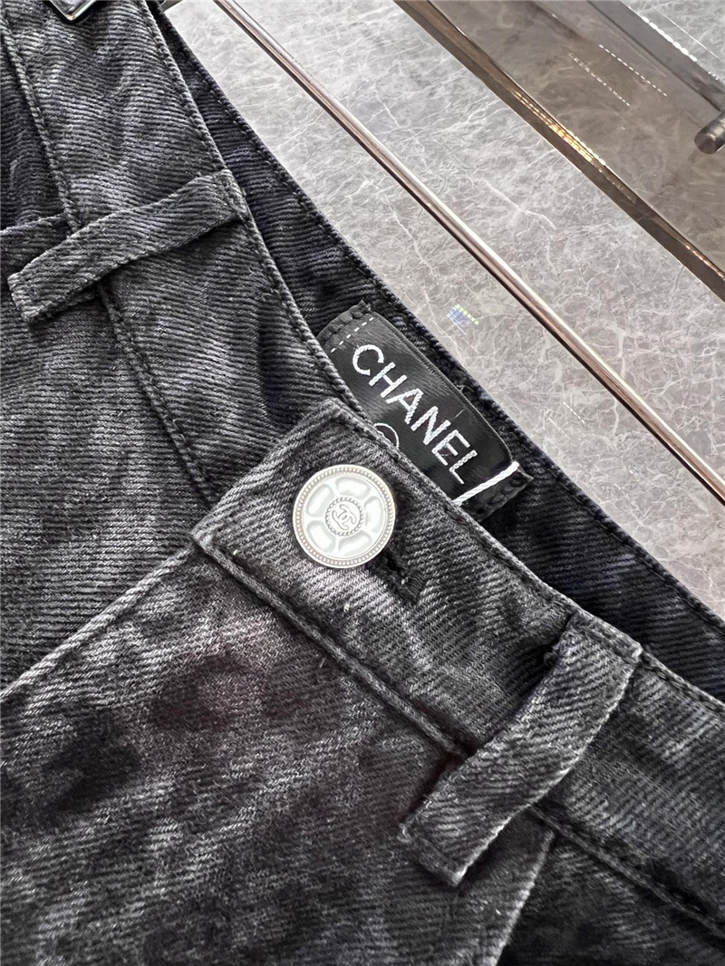 Ch**el denim jeans