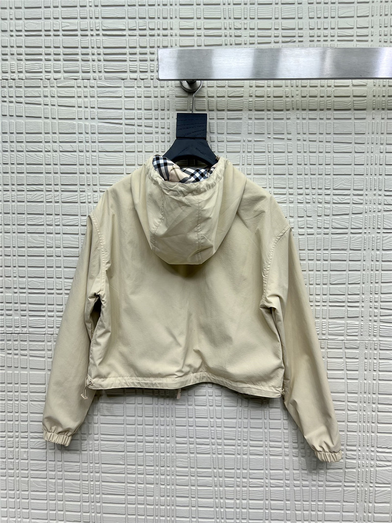 Bv*b*rry check jacket