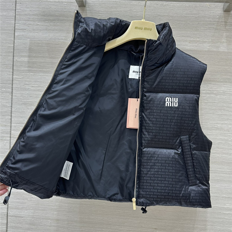 M1um1u jacquard down vest