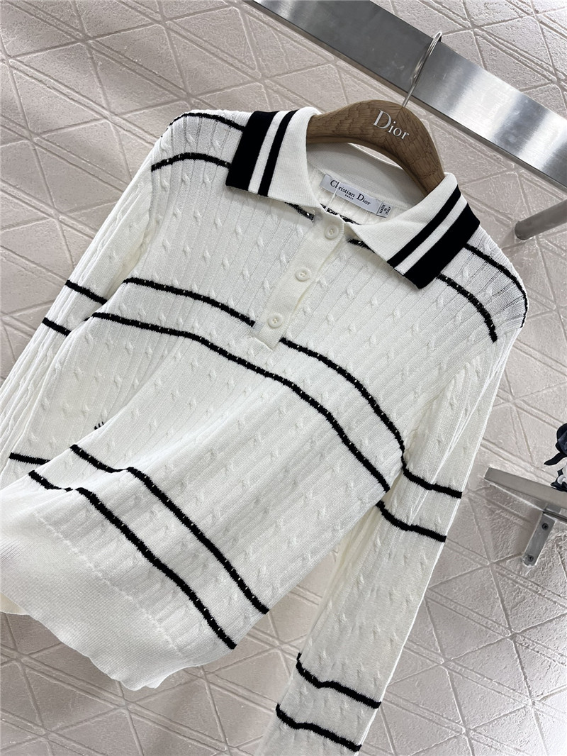 D10r stripe intarsia knit polo sweatshirt in white