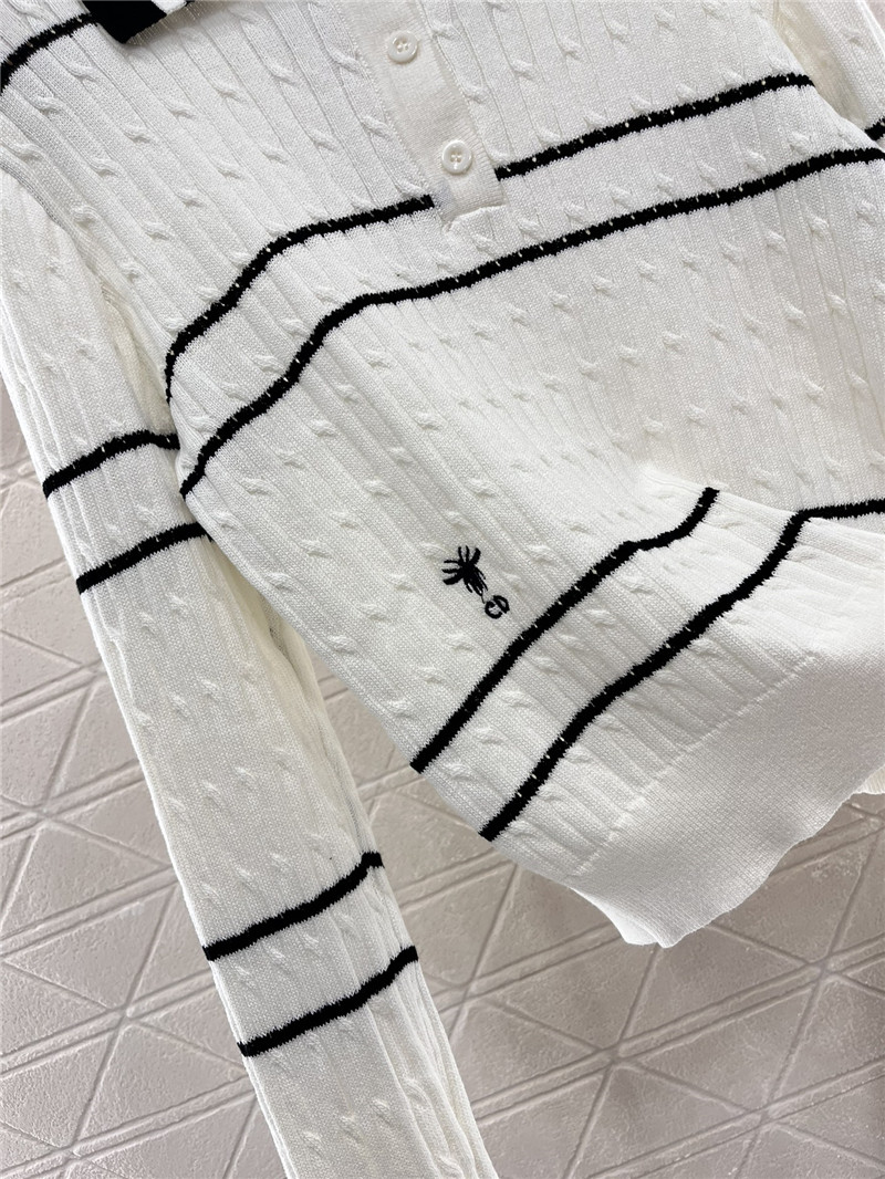 D10r stripe intarsia knit polo sweatshirt in white