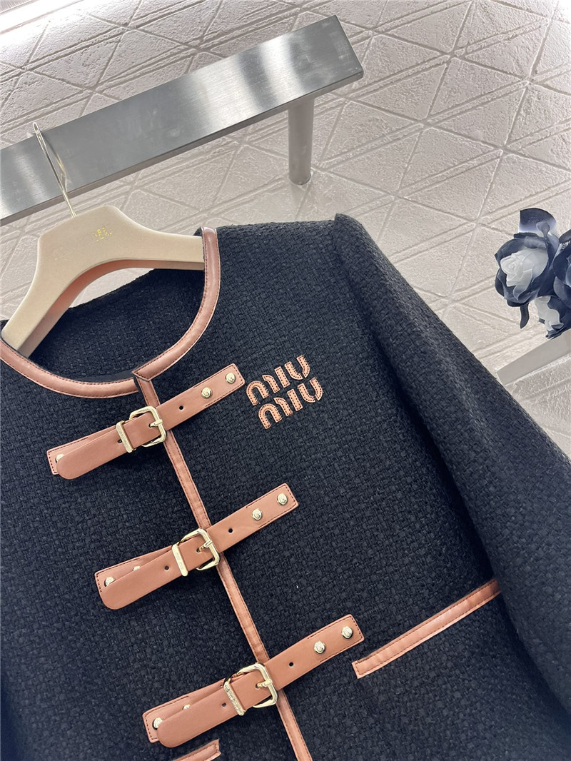 M1um1u round neck woolen coat