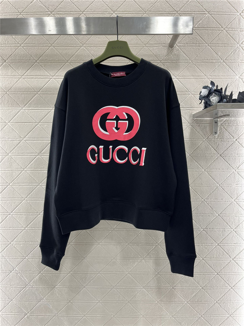 Gvc*1 logo printed sweatshirt in black/pink
