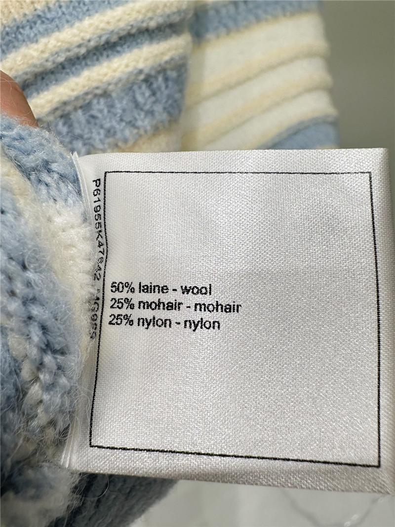 Ch**el jacquard-knit stripe sweater white/blue