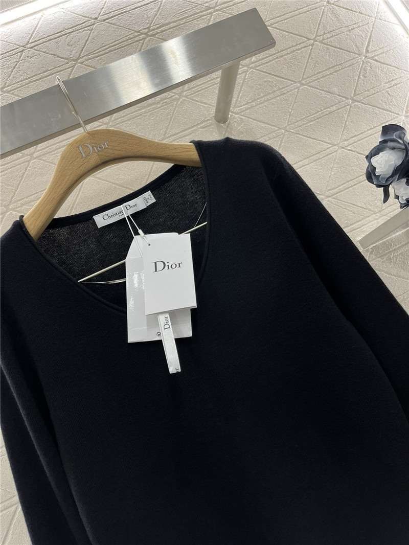 D10r crewneck vintage wool sweater navy